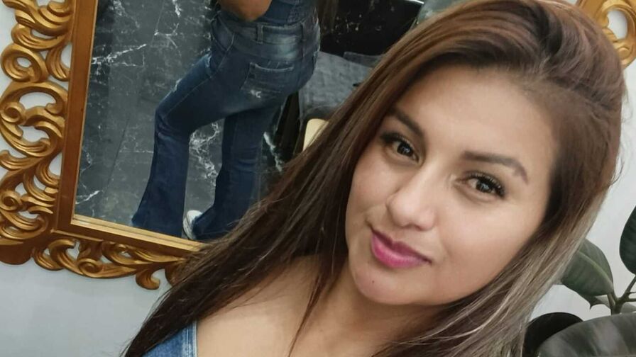 Discover DulceMariaRincon VIP show