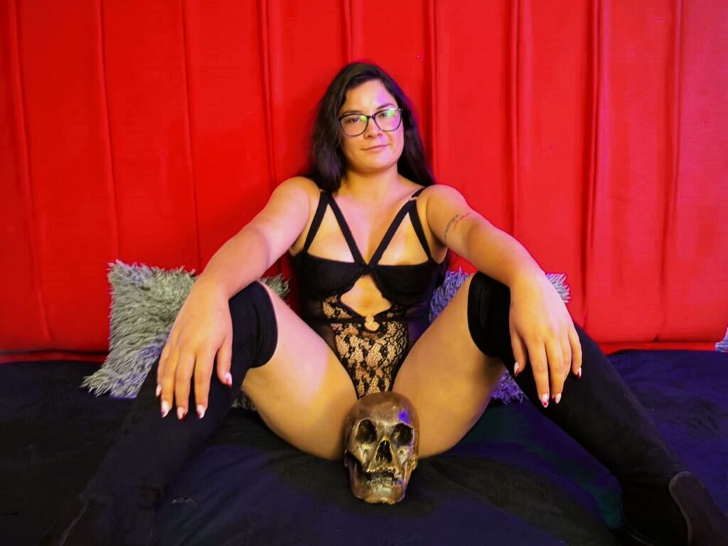 VickyPoveda Profile Image