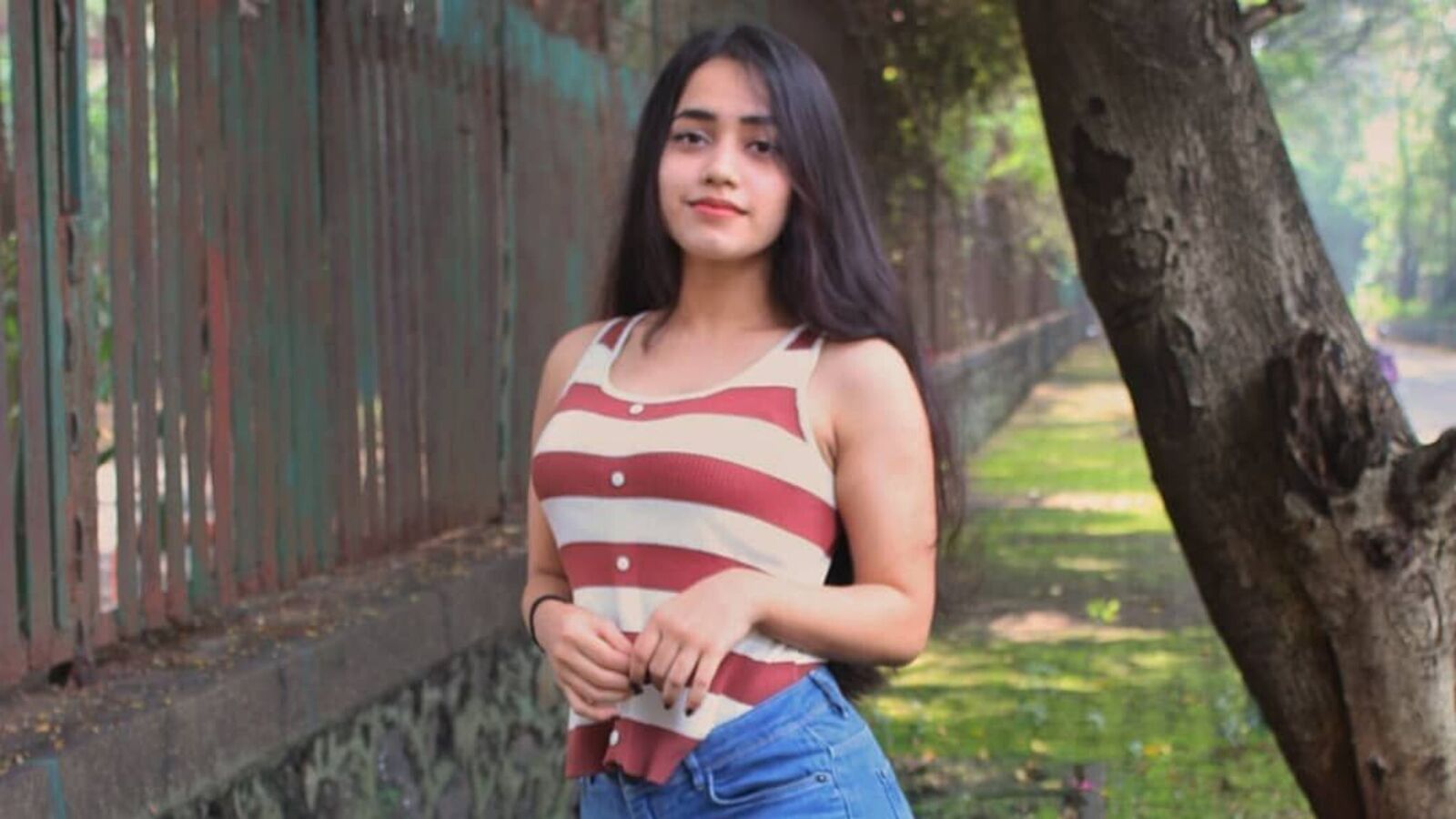 ZahraZoaib erotic portrait