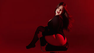 EmmyBaker Live Webcam
