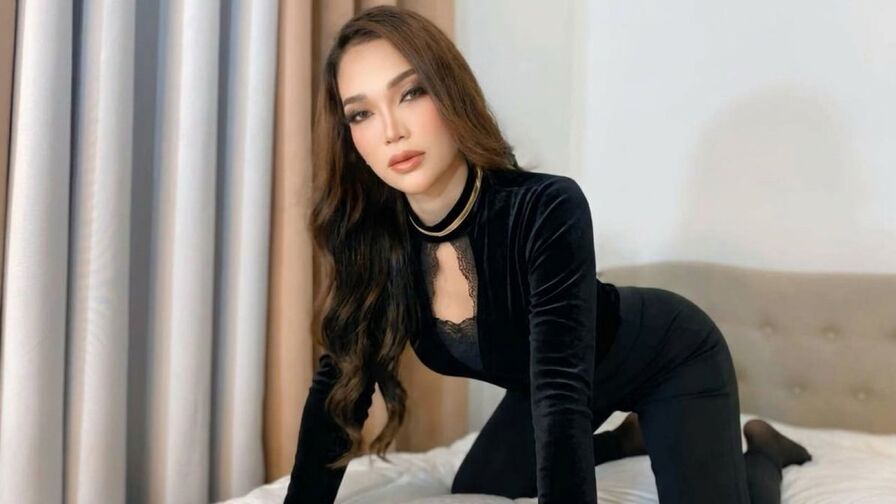 Discover SandraWhong on YoniPorn.com