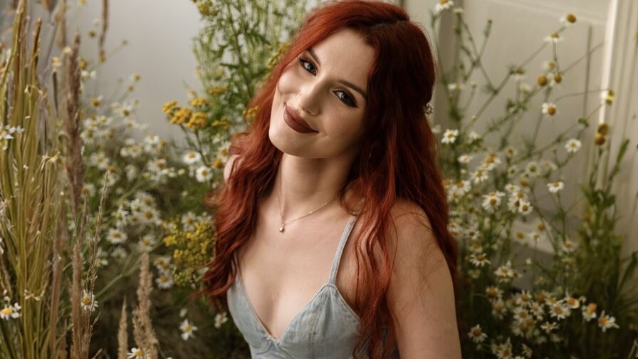 Free Live Sex Chat With SelineLaurent