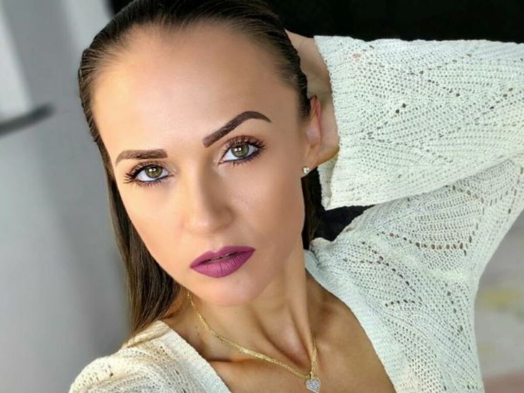TaniaRaymond Nackt