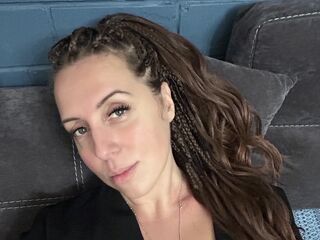 VIVO.webcam AnytaGu (38) woman