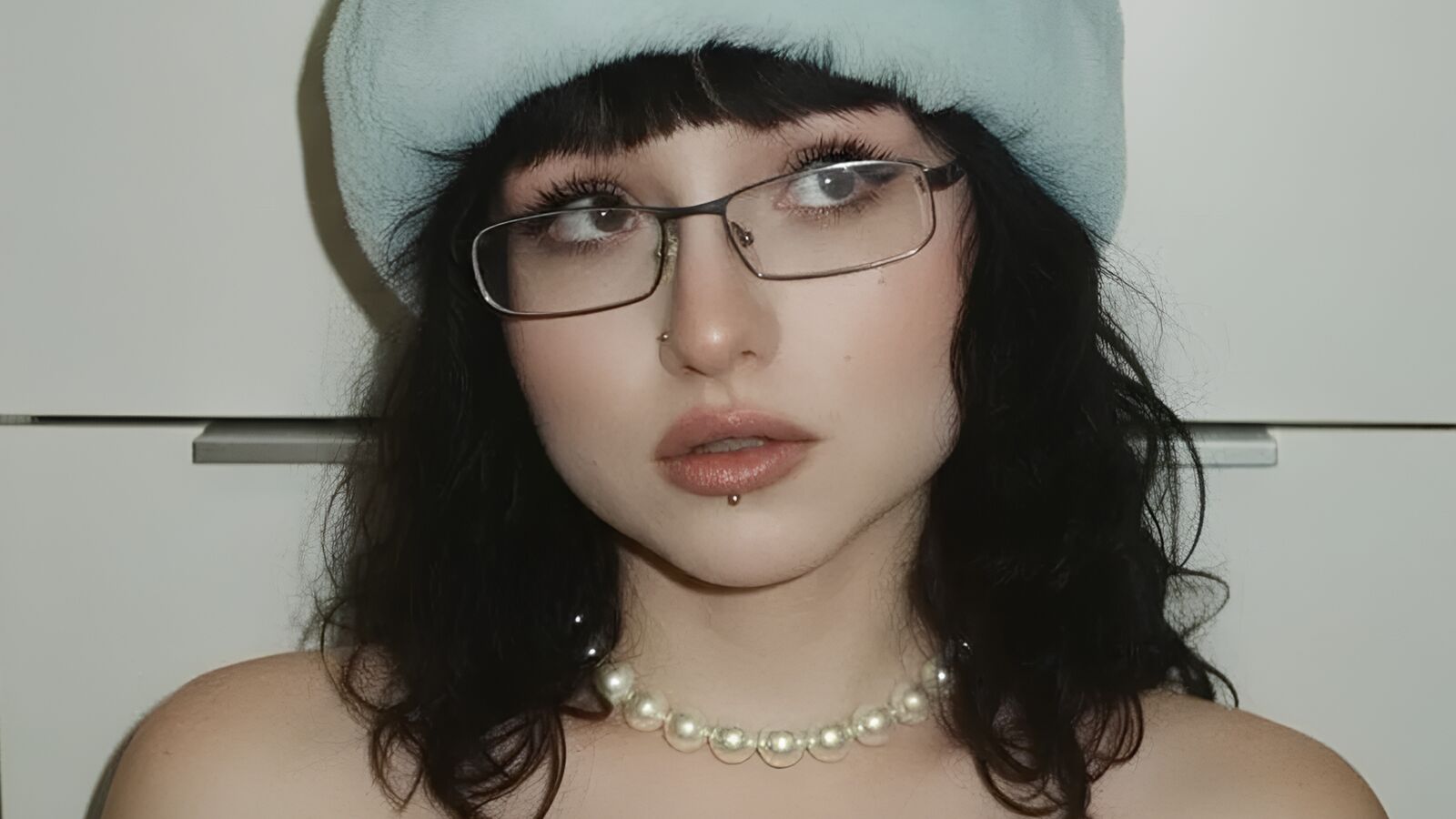 LonnieMackaman glamour portrait