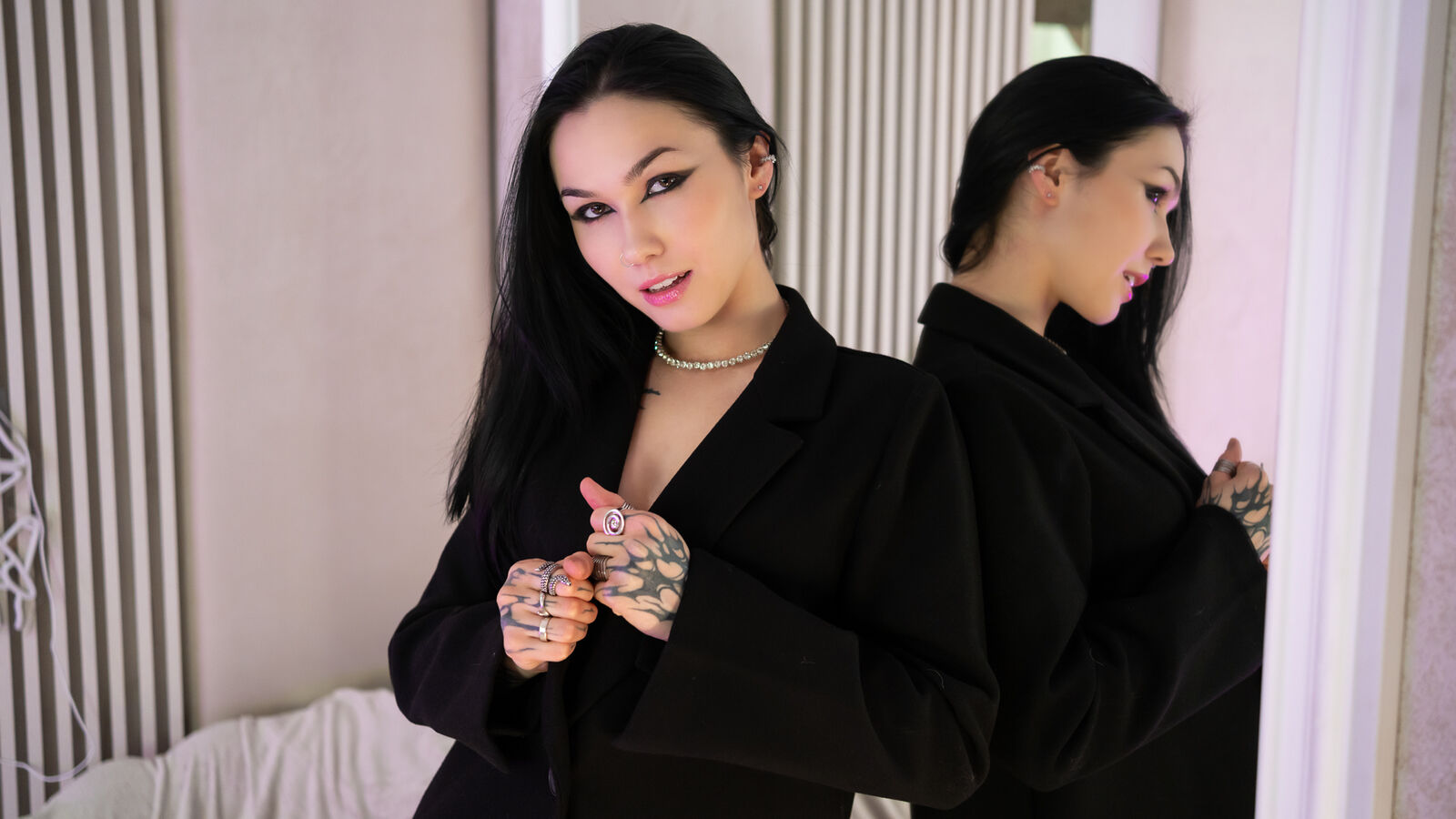 AdelineValentine erotic portrait
