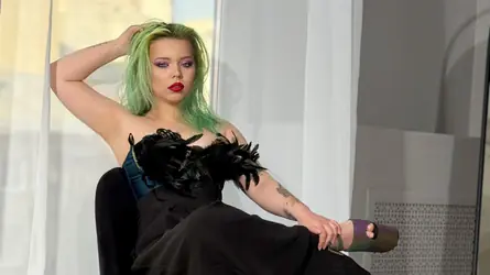 MellyStoun's chat room