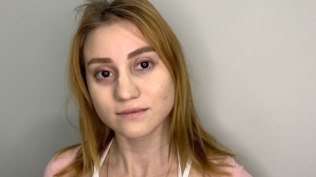 MaeGirling online on GirlsOfJasmin