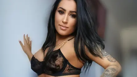 MorenaLovett's chat room