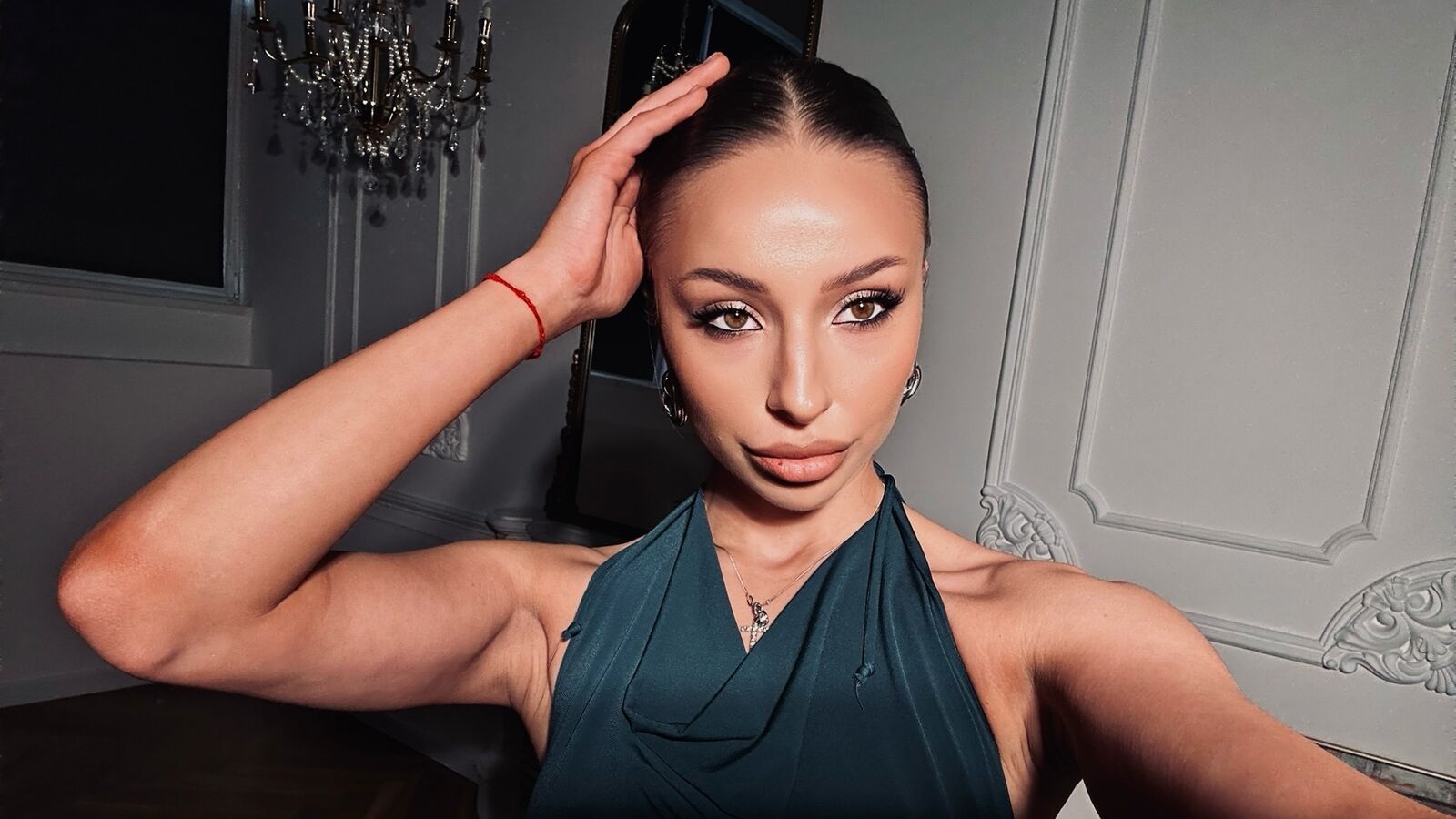 ElizabethNorris erotic portrait