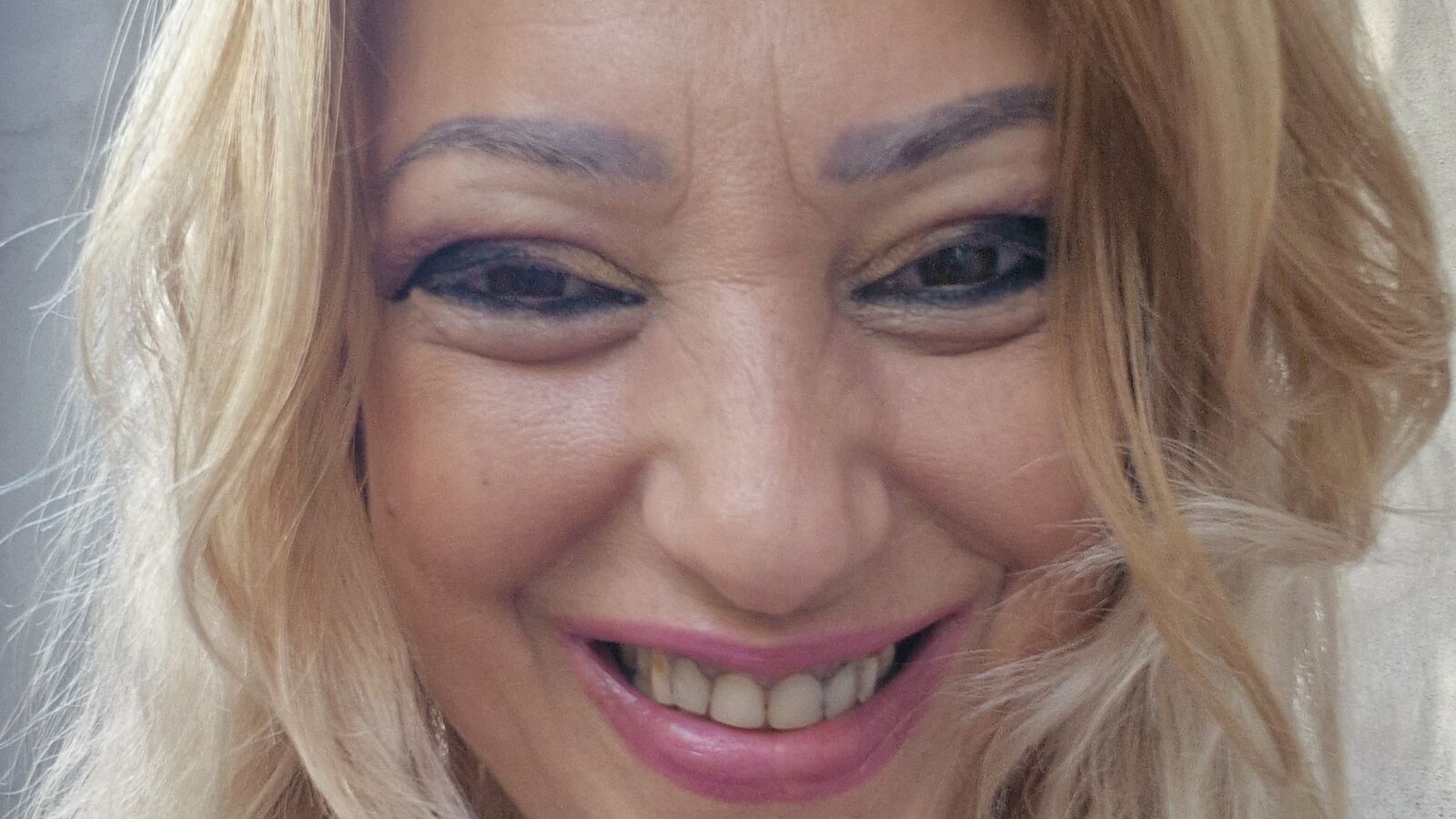 AngelaDrew erotic portrait