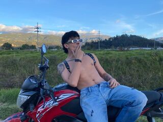 CamilloGuzmn]