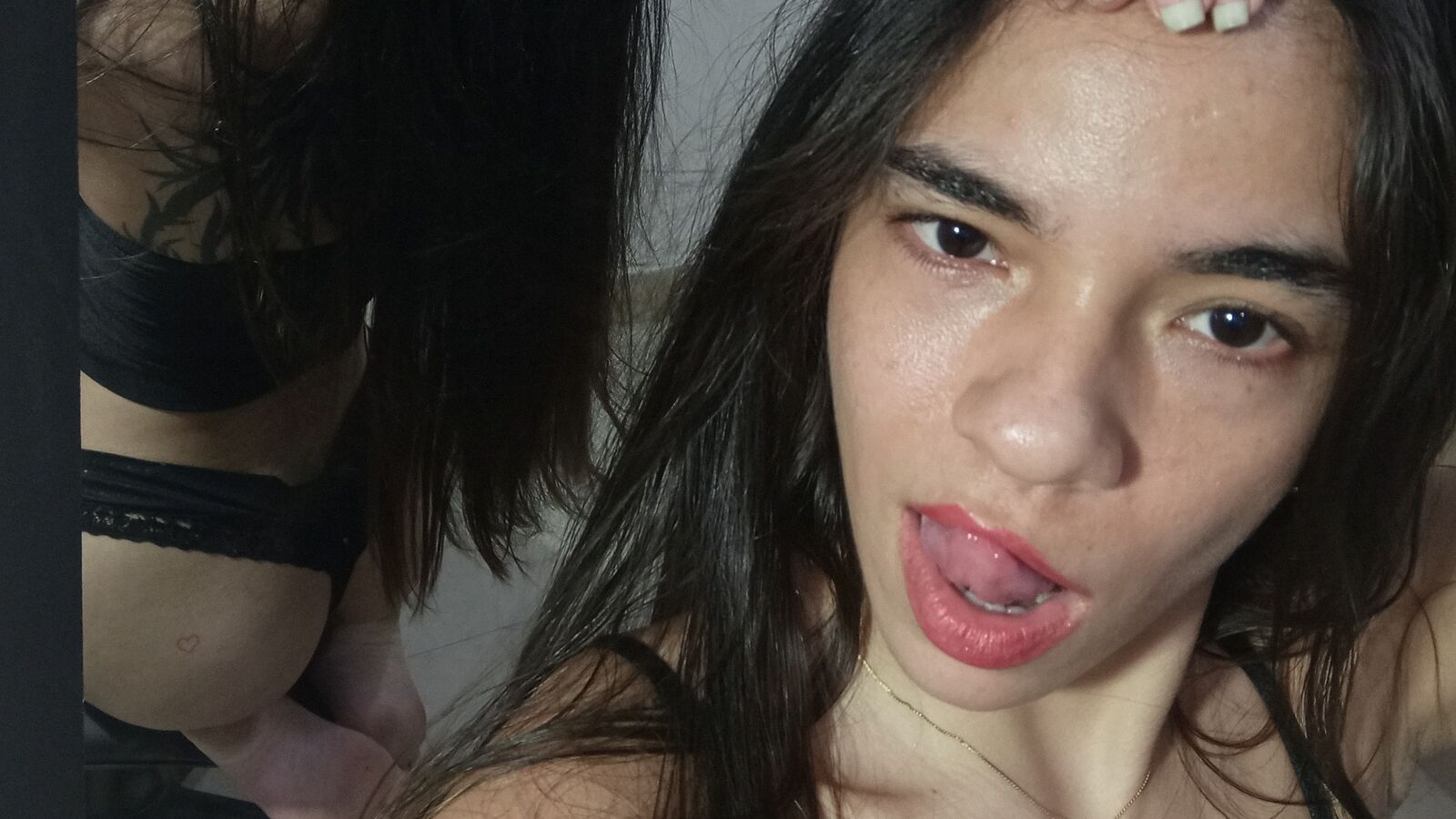 ScarletVex erotic portrait