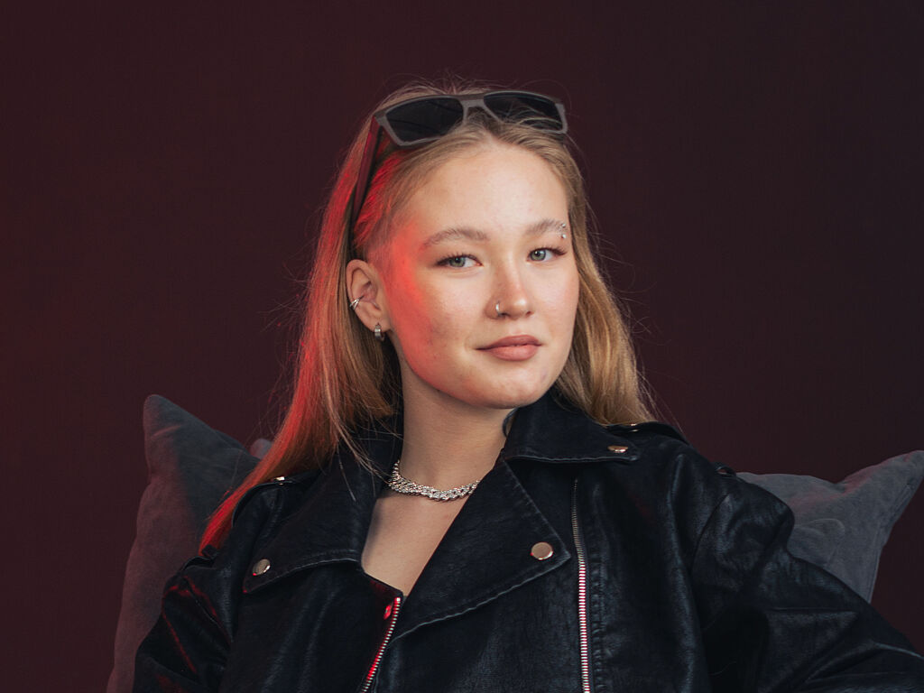 TarenCosier LiveJasmin model