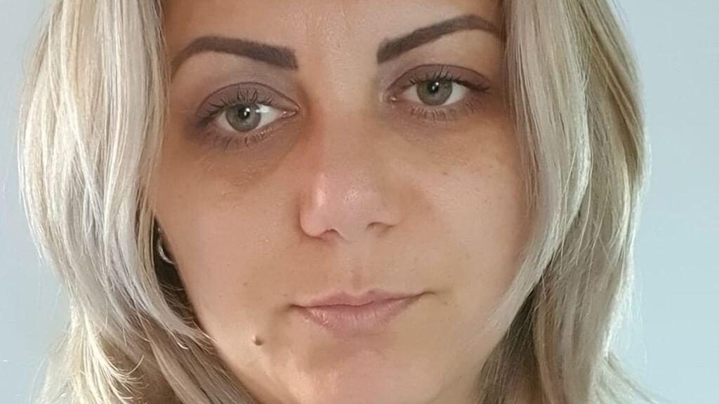 Watch JessieRichards from LiveJasmin on GirlsOfJasmin