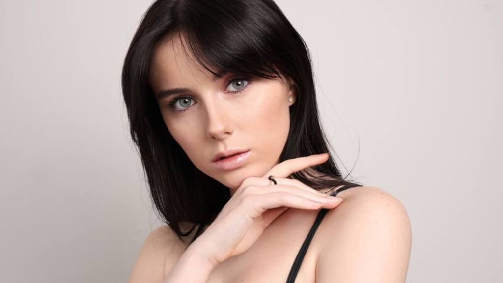Watch hot flirt model AinsleyGrantham from LiveJasmin at GirlsOfJasmin