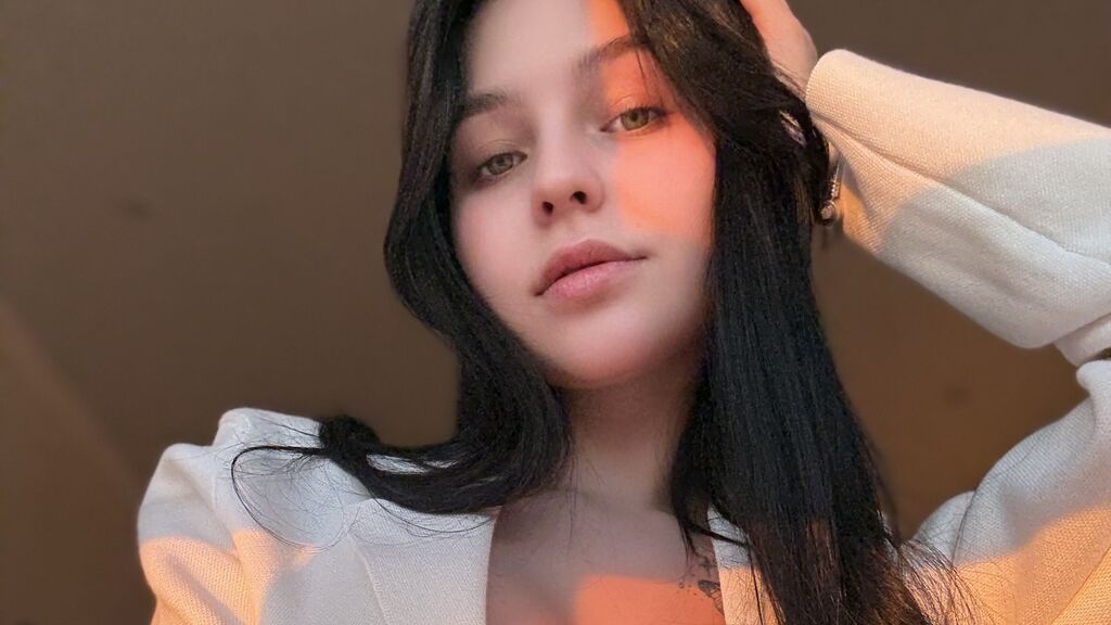 SarahCarrter's profile from Jasmin at GirlsOfJasmin'