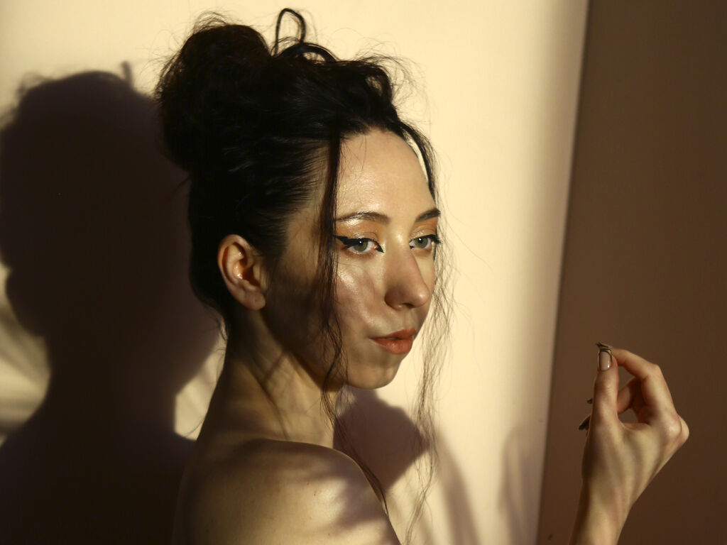 EvaCreek webcam model profile image