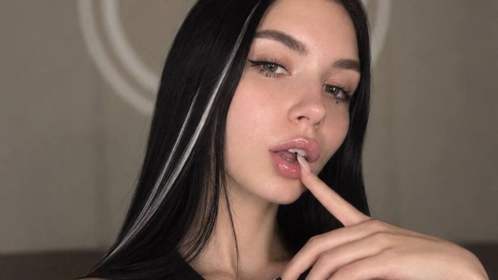  online at GirlsOfJasmin
