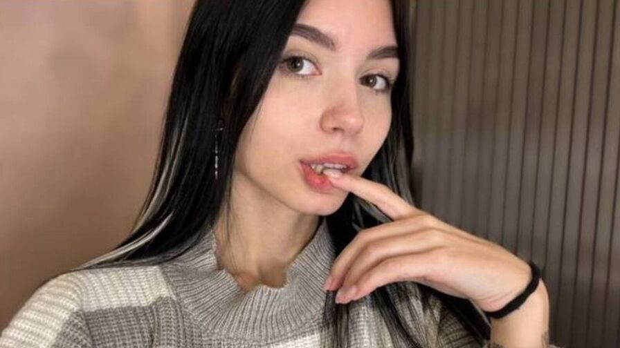 Live Sex Chat with FreyaReed