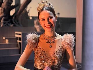 NylaPitarresi Porn Show