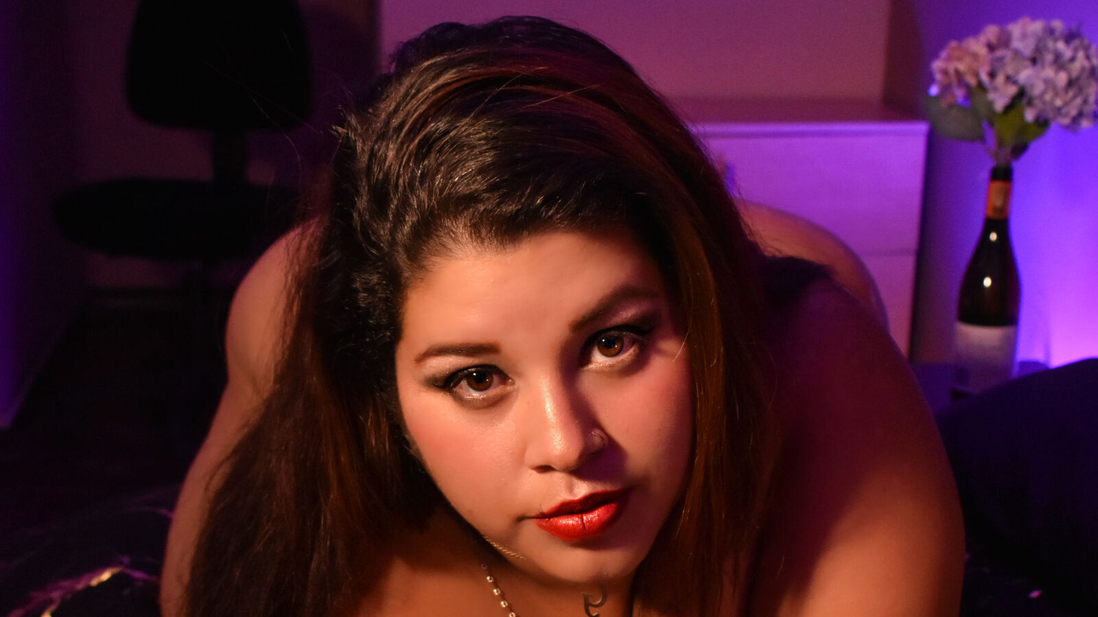 LeslyeAdamz erotic portrait