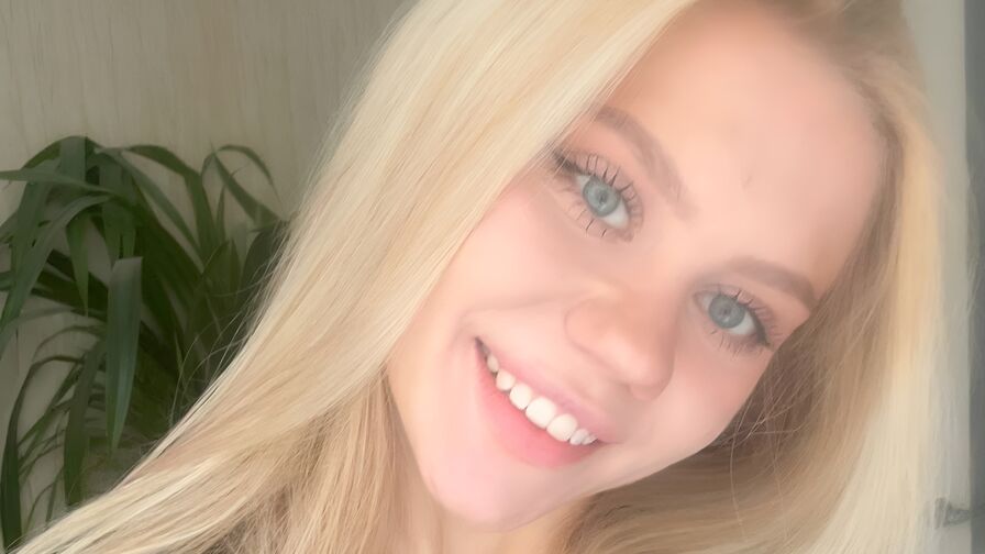 Live Sex Chat with MarlenaBalceiro