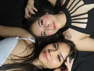 Show privé avec KarolAndMia