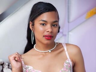LucyLarz's live cam