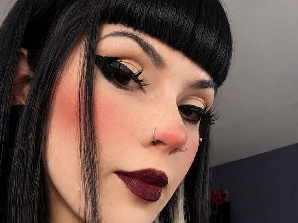 AmyDane live cam performer profile