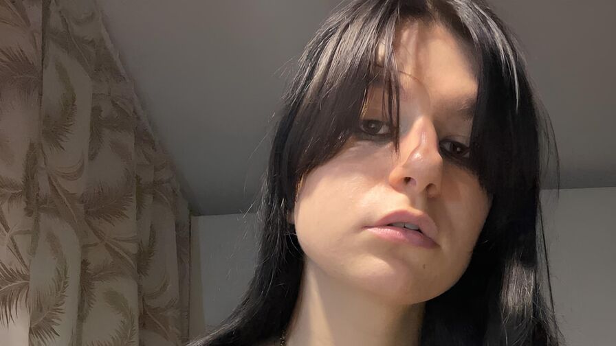 Watch RomanaBoddie live on Sex Girls Blend