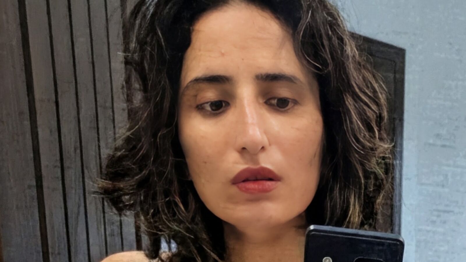 EyleenKhan erotic portrait
