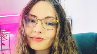 MayaGerald related video chat profile