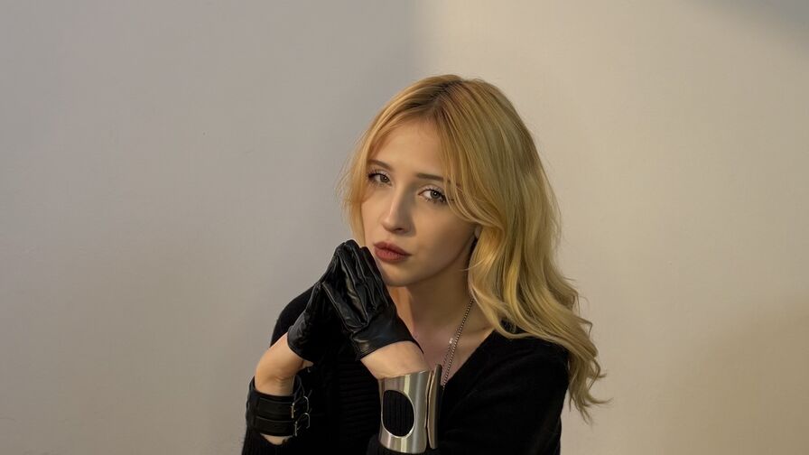 VIP Live Sex Chat with AmeliaHatta
