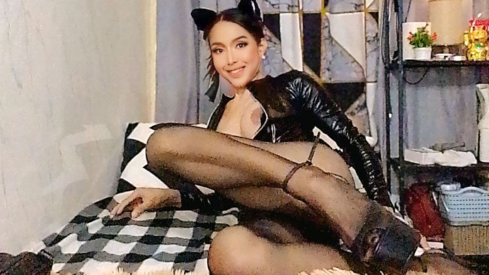 MichaelaKatalina glamour portrait