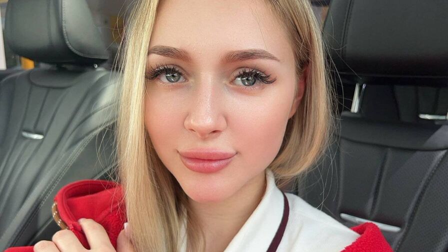 CandiceBless Amateur Masturbating