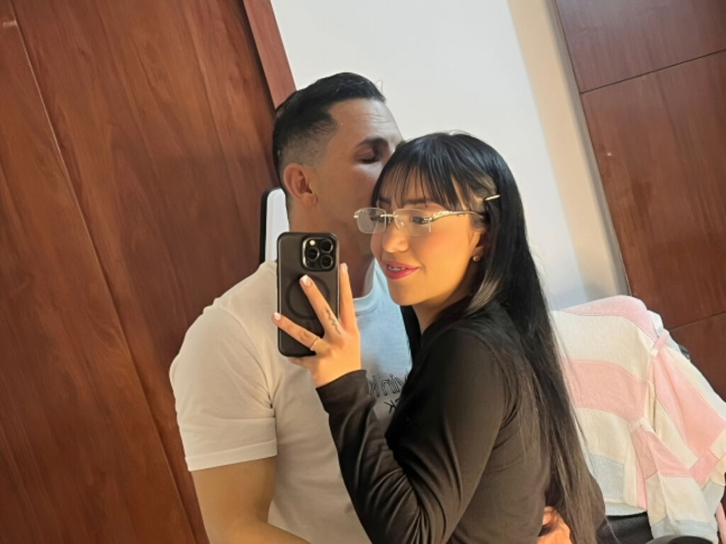 AriadneandMike Nackt