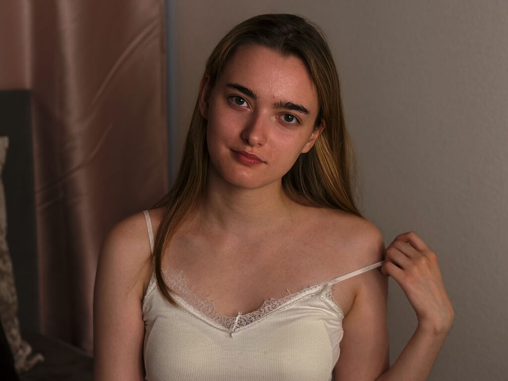 MiaDaisy LiveJasmin cam profile photo