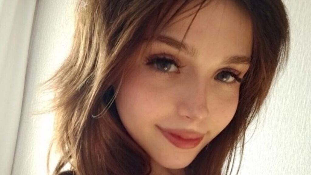 Sex chat gratuit in direct cu ConchaDolecki pe LiveJasmin