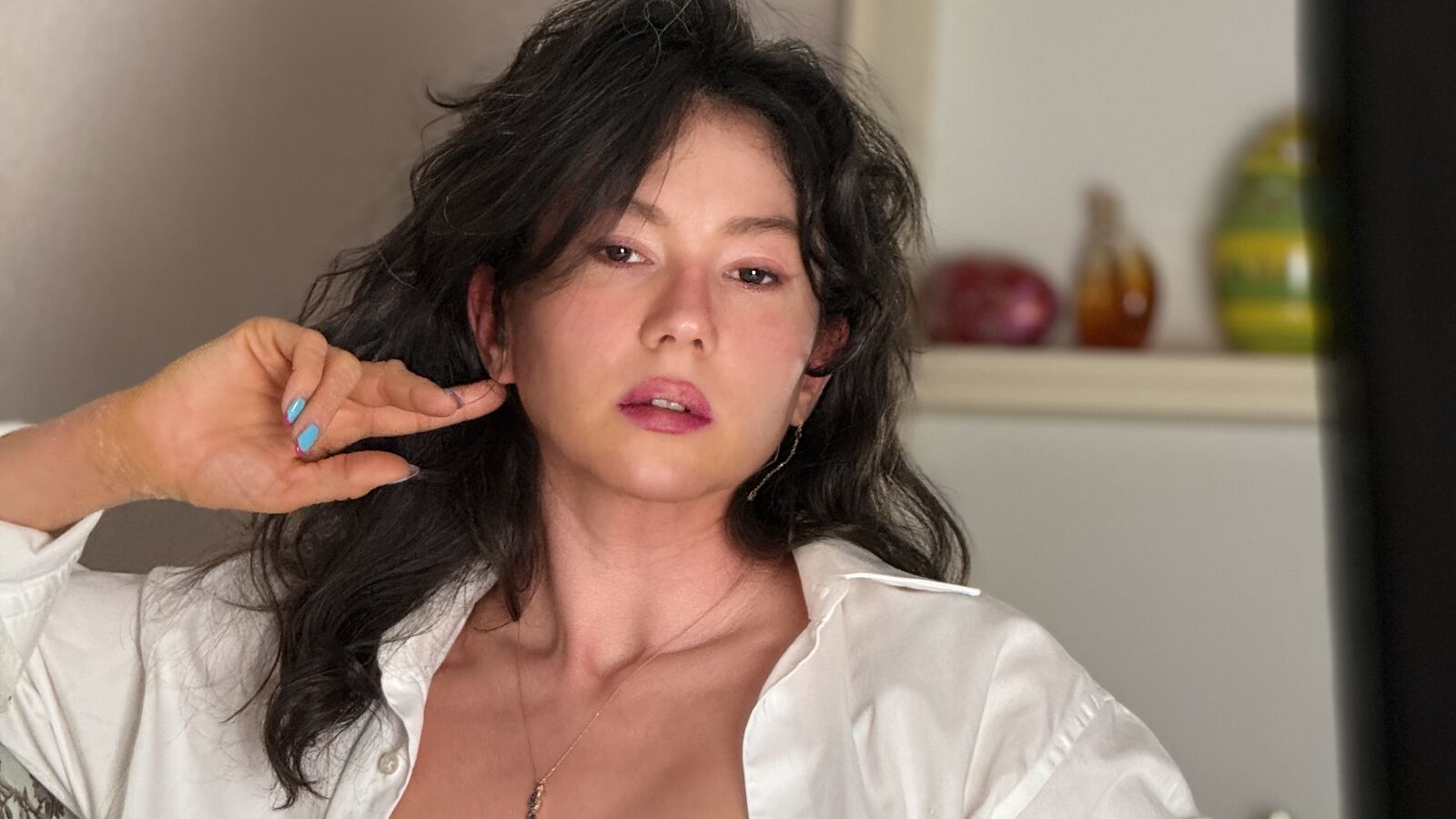 MnemoZeina glamour portrait