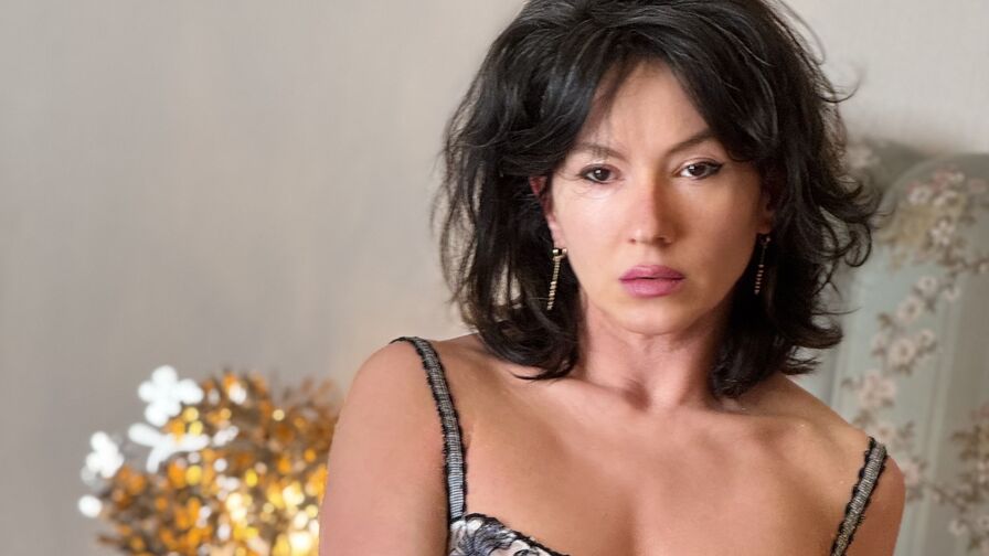 MnemoZeina Porn Vip Show