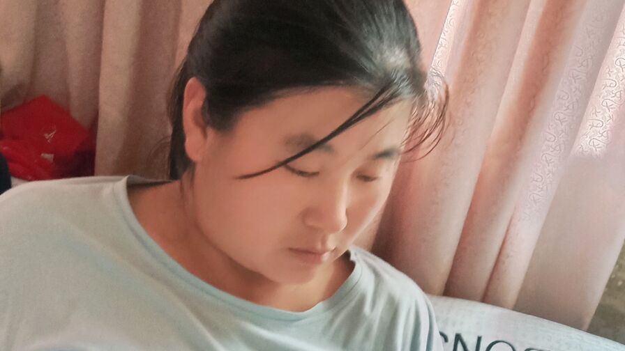Watch aihuanss live on Widestreams