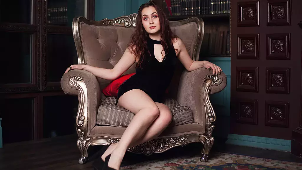 BrandiLux's chat room