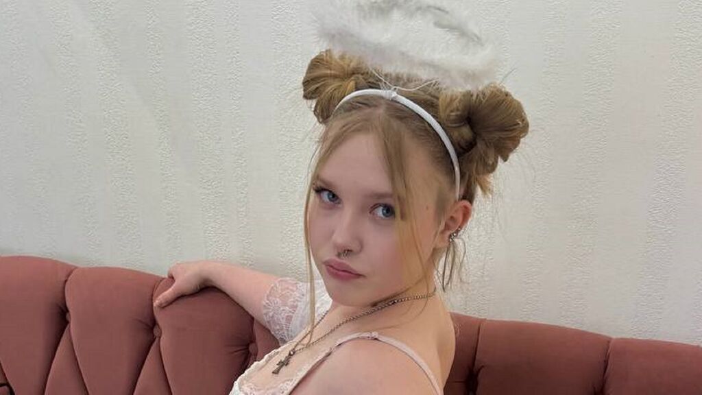 LoryGrey online on GirlsOfJasmin