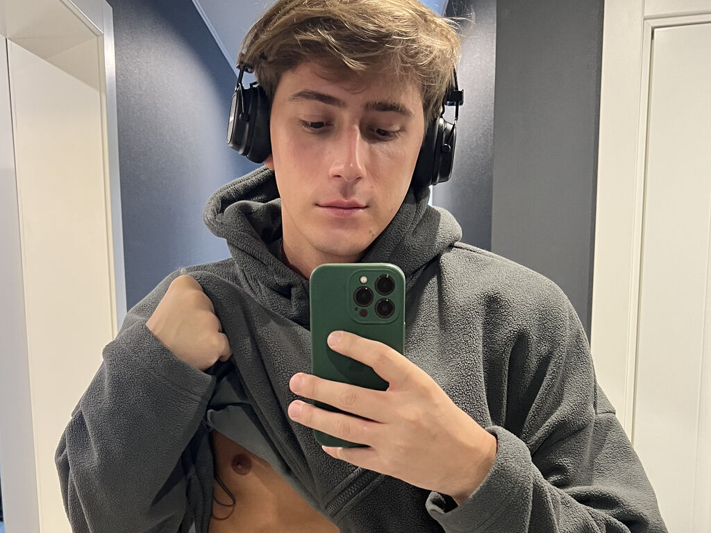 KrisHort private cam profile image