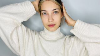 Free Nude ShoshanaDesilva