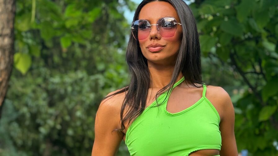 Watch AryaVex on RecordedMilf.com