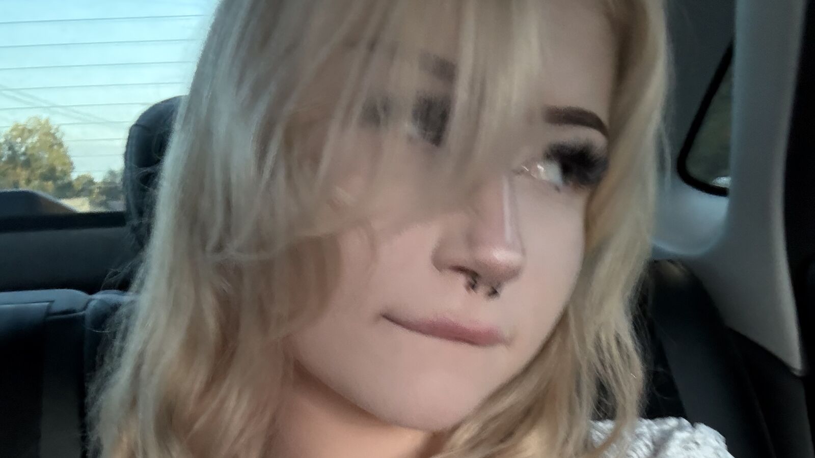 VerlieRentar erotic portrait