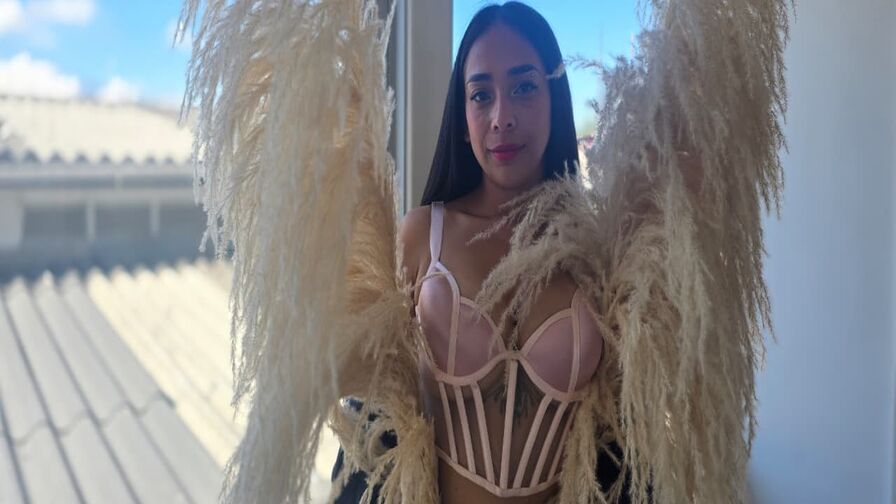Watch ScarlethMon live on shemalefreeporn.net