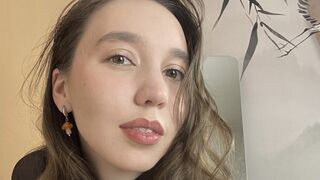SuzanneVega LiveJasmin girl live camera feed